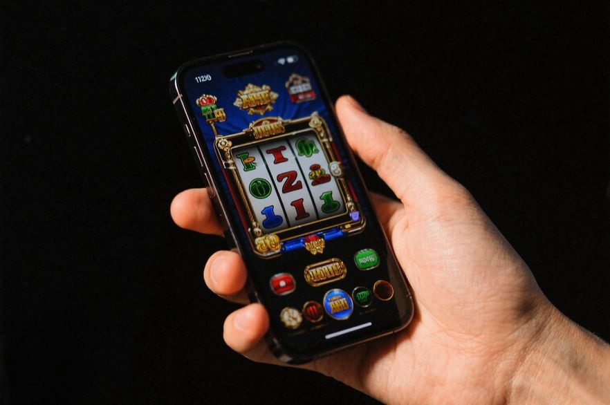 How to Win at Poker at Woospins Casino: A Comprehensive Guide